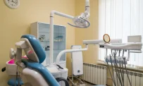 Стоматологический центр ЮлиСТОМ на аллее Поликарпова фотография 5