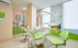 Центр имплантации и стоматологии ИНТАН на Заневском проспекте фотография 3