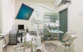Клиника стоматологии МЕДИ на Каменноостровском проспекте фотография 3