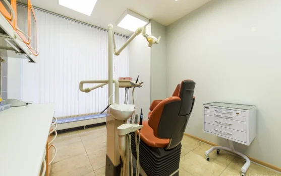 Стоматологическая клиника dentalab на Большеохтинском проспекте фотография 1