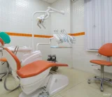Стоматологическая клиника Династия СТ на проспекте Обуховской Обороны фотография 2